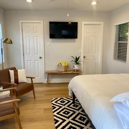 Steps To The Beach, Pacific City And Main Street - Studio Huntington Beach Exterior foto